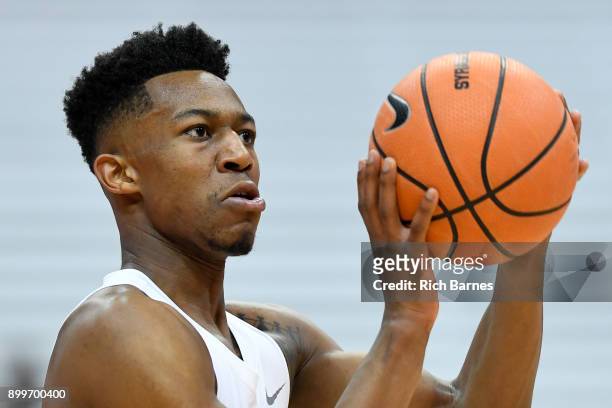 Tyus Battle of the Syracuse Orange warms up prior to the game against the Eastern Michigan Eagles at the Carrier Dome on December 27, 2017 in...
