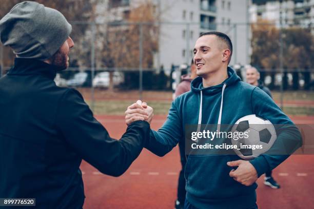 dream-team... - street football stock-fotos und bilder