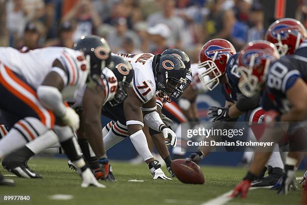 Chicago Bears Israel Idonije during preseason game vs Buffalo Bills. Orchard Park, NY 8/15/2009 CREDIT: Damian Strohmeyer