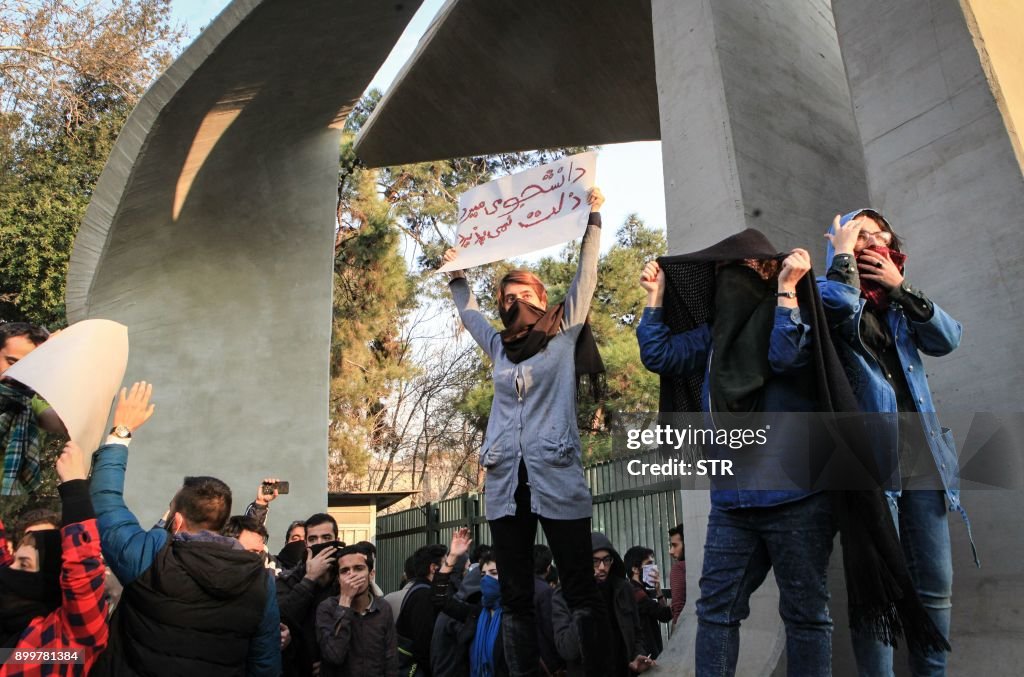 TOPSHOT-IRAN-POLITICS-DEMO