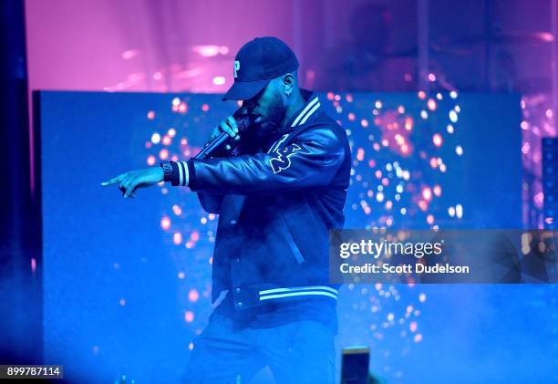 Bryson Tiller Rapper Bryson Tiller Photos Photos and Premium High Res Pictures - Getty Images