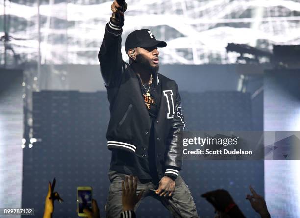 Bryson Tiller Rapper Bryson Tiller Photos Photos and Premium High Res Pictures - Getty Images