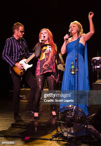 Keith Strickland, Kate Pierson and Cindy Wilsom of B-52'speforms at the DTE Energy Center on August 20, 2009 in Clarkston, Michigan.