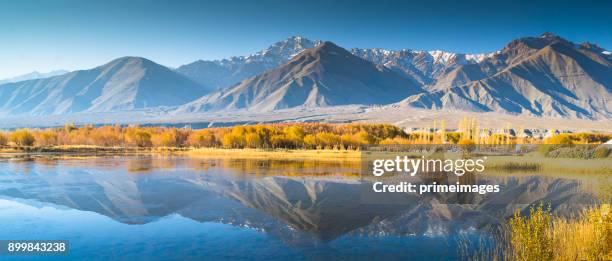 panorama of a nature and landscape view in leh ladakh india - jammu e caxemira imagens e fotografias de stock