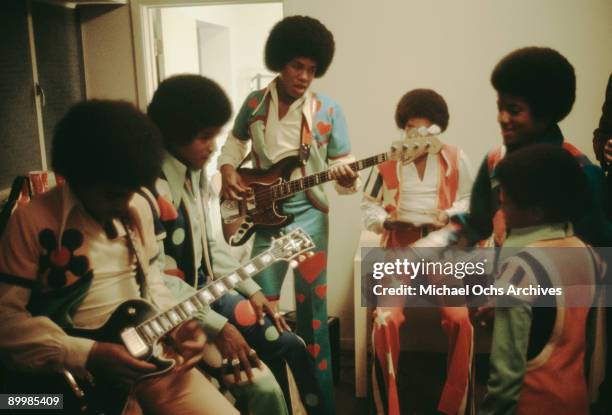 American singer Michael Jackson and the Jackson brothers backstage at the Inglewood Forum, 26th August 1973.