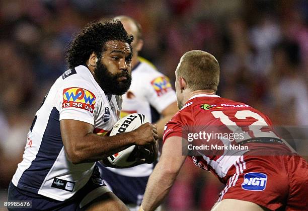 Sam Thaiday of the Broncos runs the ball during the round 24 NRL match between the St George Illawarra Dragons and the Brisbane Broncos at WIN...