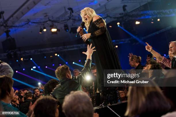Singer Bonnie Tyler performs during the New Year's Eve tv show hosted by Joerg Pilawa on December 30, 2017 in Graz, Austria.