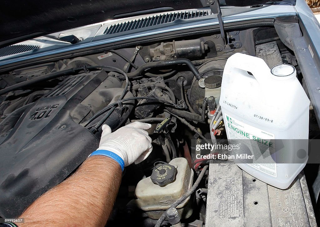 findlay-chevrolet-service-manager-ralph-cody-uses-a-sodium-silicate
