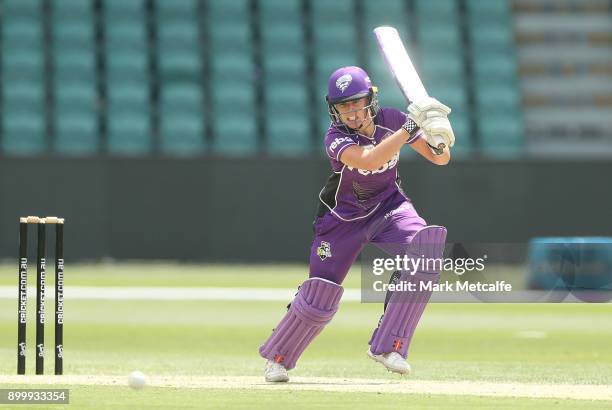 Lauren Winfield of the Hurricanes bats during the Women's Big Bash League match between the Sydney Thunder and the Hobart Hurricanes at the...