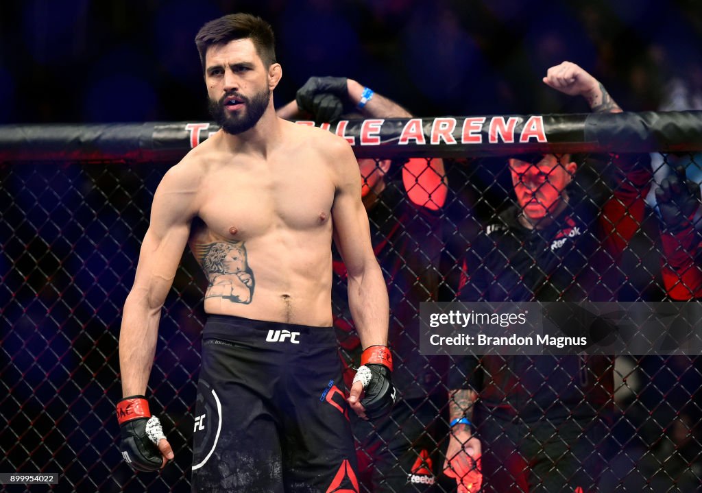 UFC 219: Condit v Magny