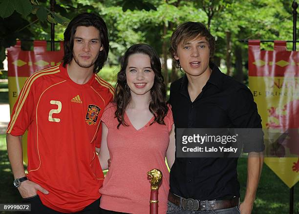 Actors Ben Barnes , Anna Popplewell and William Moseley attend "The Chronicles of Narnia: Prince Caspian" photocall at Retiro Park on June 30, 2008...