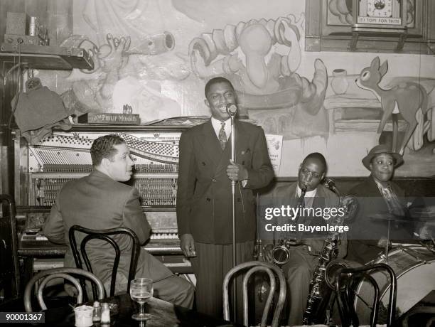 African American Entertainers at a Chicago Tavern