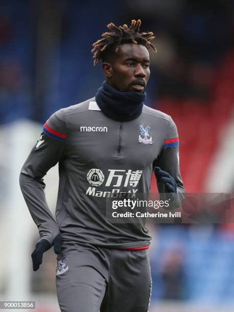 Pape Souare of Crystal Palace warms up prior to the Premier League match between Crystal Palace and Manchester City at Selhurst Park on December 31,...