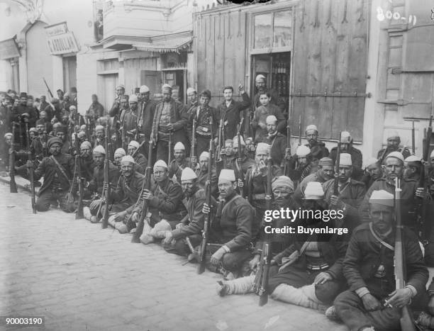 Turkish Ruler Garbs Turkish Fez Photos and Premium High Res Pictures - Getty Images