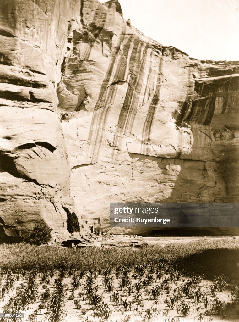 Today and Yesterday--Navajo. Antelope Ruin, Canyon del Muerto