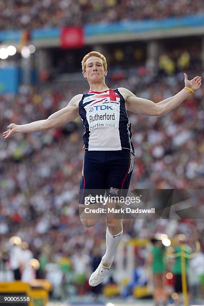 Greg Rutherford of Great Britain & Northern Ireland competes in the men's Long Jump Final during day eight of the 12th IAAF World Athletics...