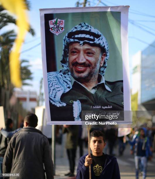 Fatah Rapp 12 The 53rd Anniversary Of The Creation Fatah Movement Stock Photos ...