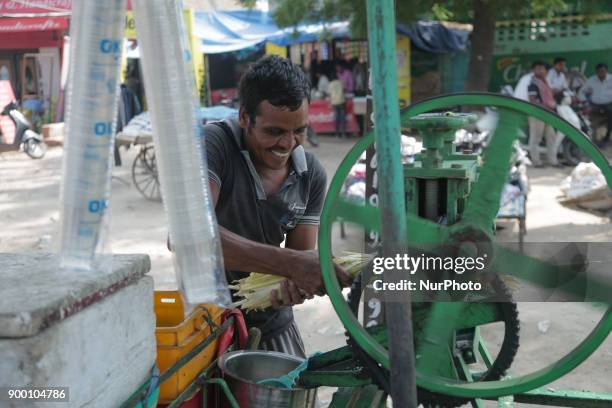 Daily life in Agra city, India. A city of Uttar Pradesh with a population of 1,7 million people, on the banks of the river Yamuna. The famous Taj...