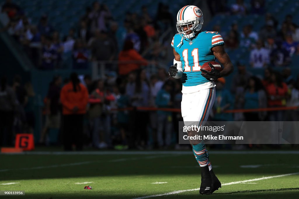 Buffalo Bills v Miami Dolphins