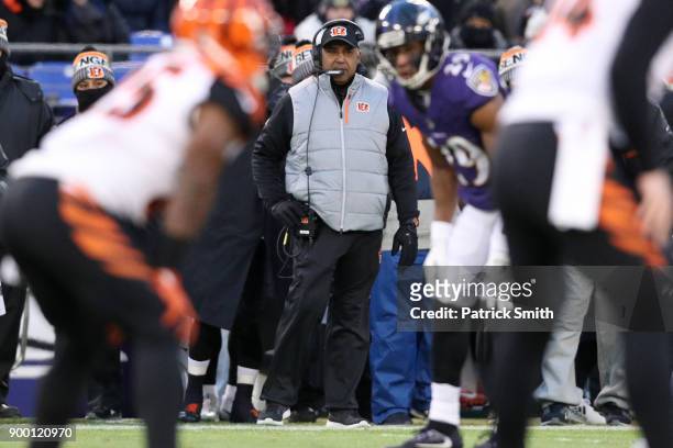 Head Coach Marvin Lewis of the Cincinnati Bengals looks on in the first quarter against the Baltimore Ravens at M&T Bank Stadium on December 31, 2017...
