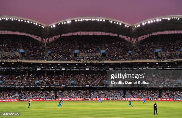 General view of play during the Big Bash League match between the Adelaide Strikers and the Brisbane Heat at Adelaide Oval on December 31, 2017 in...