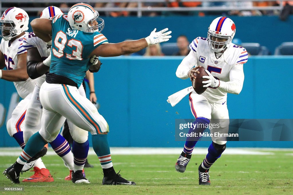 Buffalo Bills v Miami Dolphins