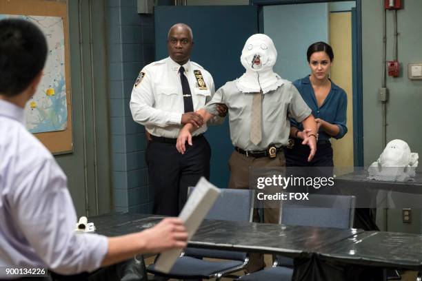 Andre Braugher, Joe Lo Truglio and Melissa Fumero in the Return to Skyfire episode of BROOKLYN NINE-NINE airing Tuesday, Nov. 14 on FOX.