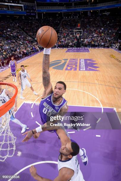 Willie Cauley-Stein of the Sacramento Kings dunks the ball against the Memphis Grizzlies on December 31, 2017 at Golden 1 Center in Sacramento,...