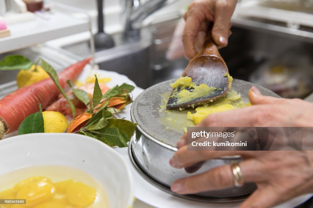 Cooking Kuri Kinton