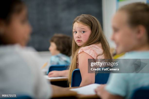 being bullied - ameaça imagens e fotografias de stock