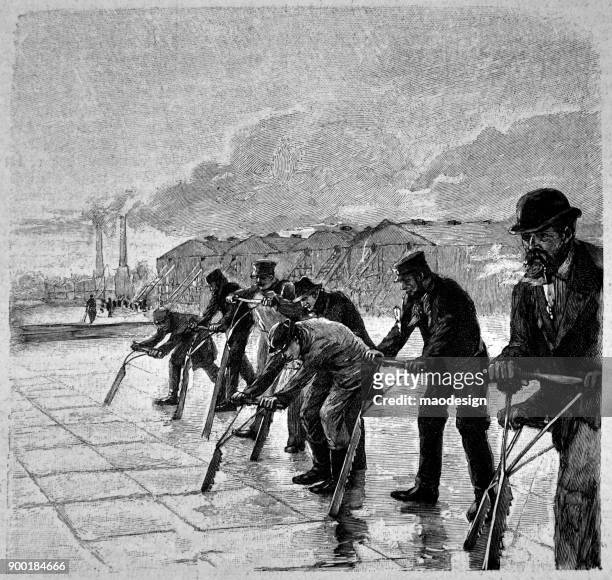 ilustrações, clipart, desenhos animados e ícones de trabalhadores cortar blocos de gelo com serras especiais - 1896 - 1896