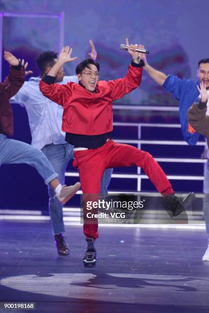 Singer William Chan Wai-ting performs onstage during the Shanghai Dragon TV New Year's Eve gala on December 31, 2017 in Shanghai, China.