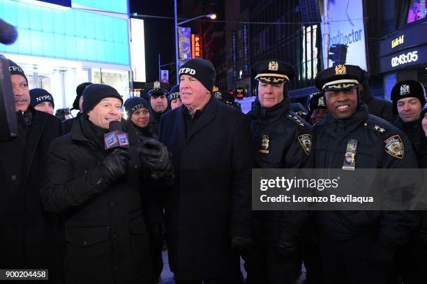 Live performances from Times Square in the heart of New York City, are featured on Americas biggest celebration of the year, DICK CLARKS NEW YEARS...