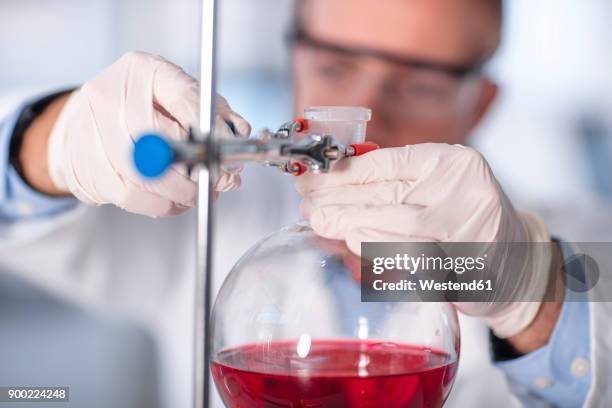 Claps Science 258 Science Clamps Stock Photos, High-Res Pictures, and Images - Getty ...