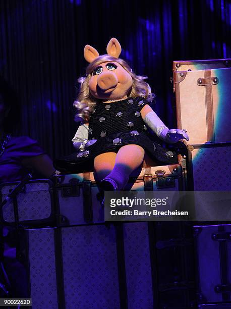The Muppet's Miss Piggy makes a special appearance at Chicago Theatre on August 21, 2009 in Chicago, Illinois.
