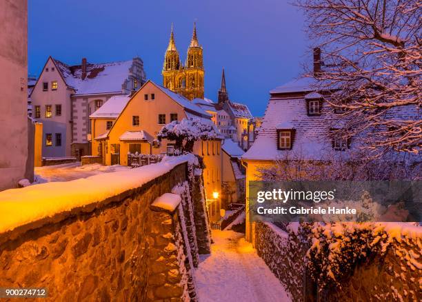 historic centre in winter, view the cathedral with stairs rote stufen, evening mood, meissen, saxony, germany - stufen stock pictures, royalty-free photos & images