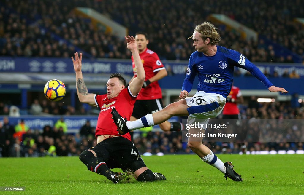 Everton v Manchester United - Premier League