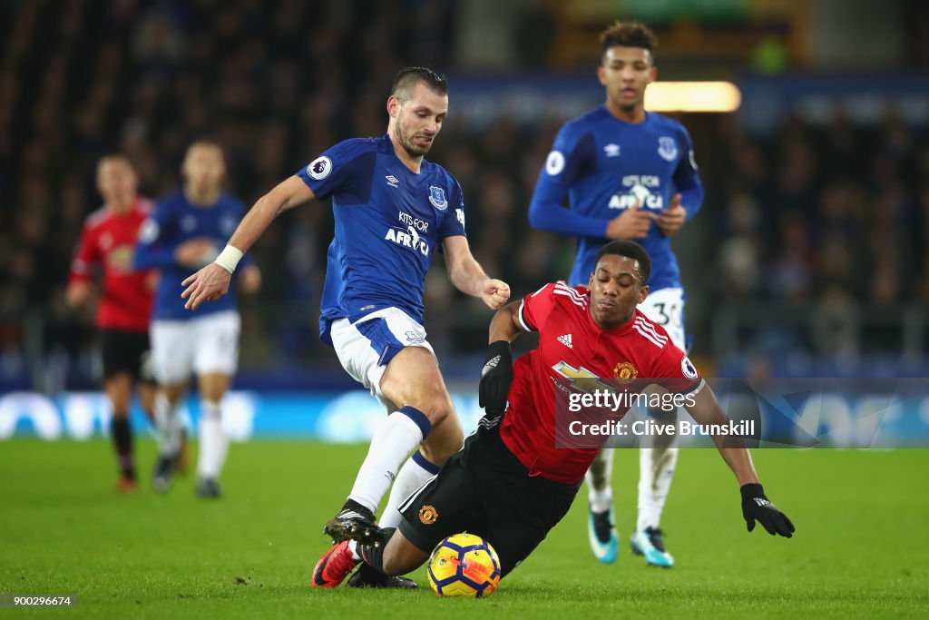 Everton v Manchester United - Premier League