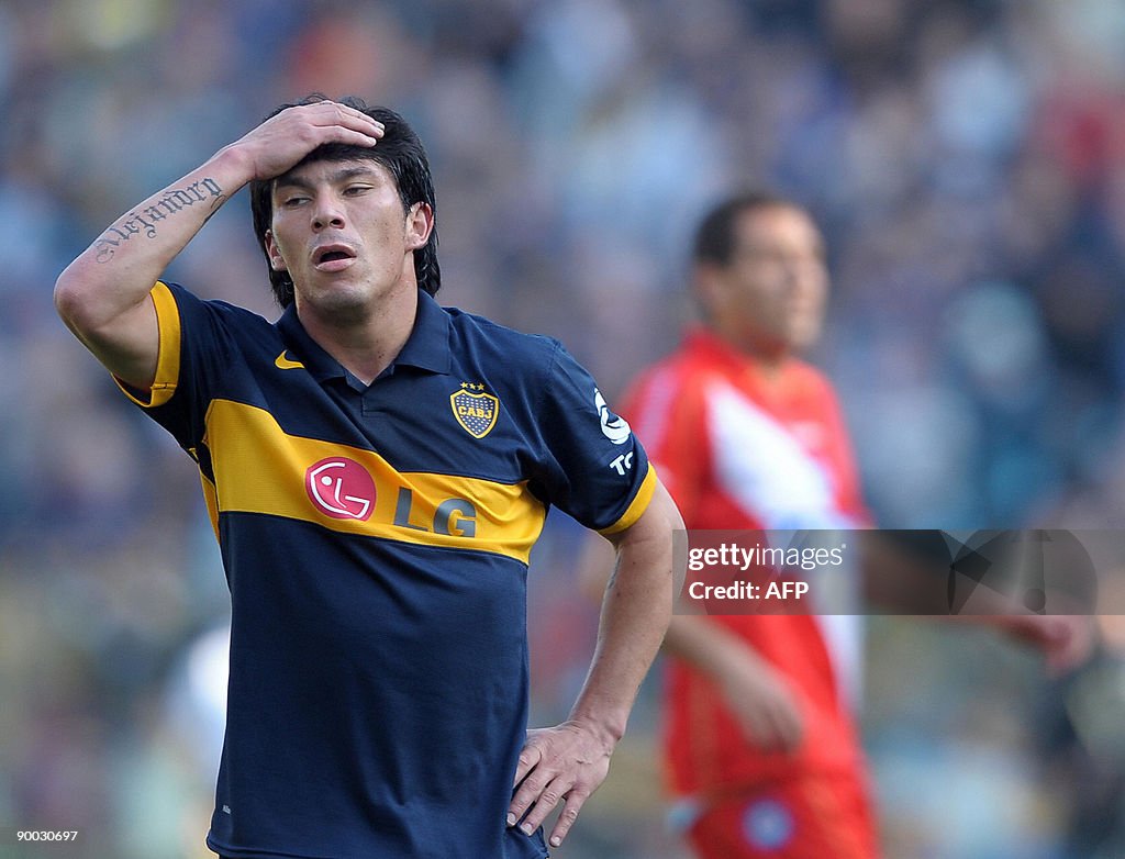 Chilean footballer Gary Medel (L) of Boc