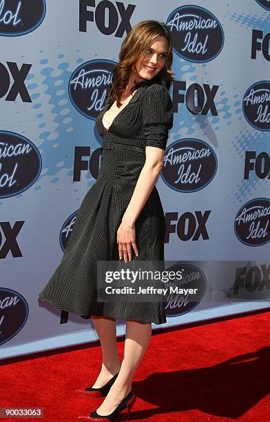 Emily Deschanel