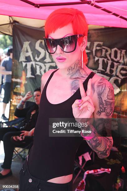 Recording Artist Jeffree Star performs at the Vans Warped Tour on August 23, 2009 in Carson, California.