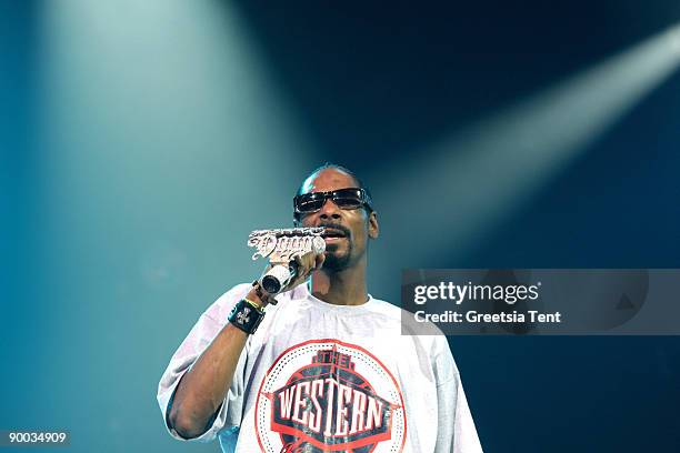 Snoop Dogg performs live on Day 3 of the Lowlands Festival on August 23, 2009 in Biddinghuizen, Netherlands.