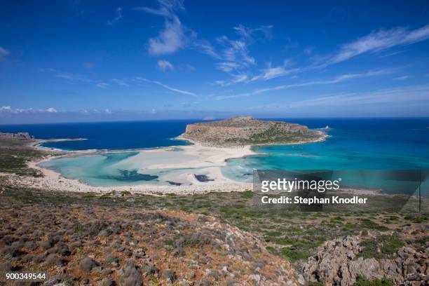 lagoon of balos, peninsula gramvousa, kissamos, crete, greece - balos lagoon stock pictures, royalty-free photos & images