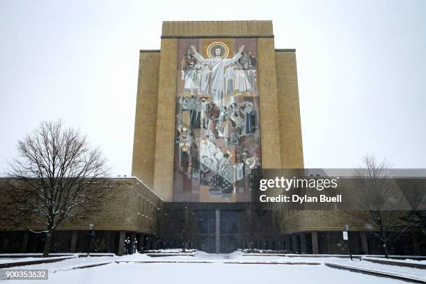 Touchdown Jesus Rip 200 Touchdown Jesus Stock Photos, High-Res Pictures, and Images - Getty ...