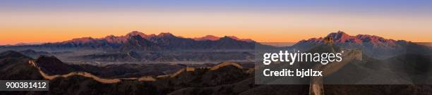 the great wall of china at sunrise - great wall of china stock pictures, royalty-free photos & images