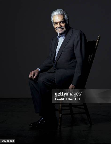 Actor Omar Sharif poses at a portrait session for Entertainment Weekly Magazine in Los Angeles, 2004.