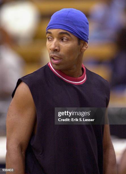 Actor Allen Payne participates in the Laffapalooza! Comedy Charity Basketball Game October 28, 2001 at Morehouse College in Atlanta, GA. Proceeds...