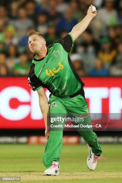 James Faulkner of the Stars bowls during the Big Bash League match between the Melbourne Stars and the Brisbane Heat at Melbourne Cricket Ground on...