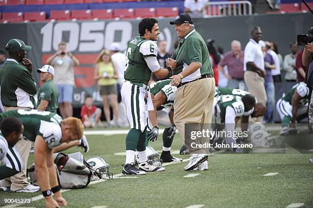 New York Jets QB Mark Sanchez on sidelines with head coach Rex Ryan during preseason game vs St. Louis Rams. East Rutherford, NJ 8/14/2009 CREDIT:...