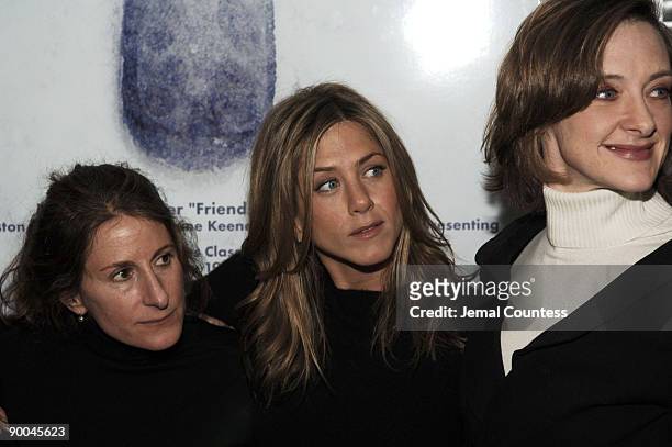 Nicole Holofcener, director of "Friends with Money", Jennifer Aniston and Joan Cusack